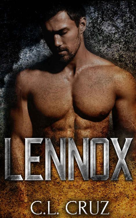 Lennox (Heroes & Heartthrobs Book 3)