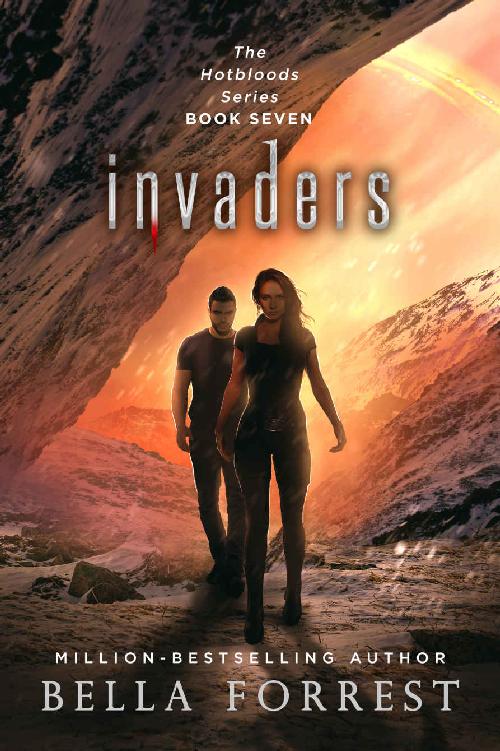 Hotbloods 7: Invaders