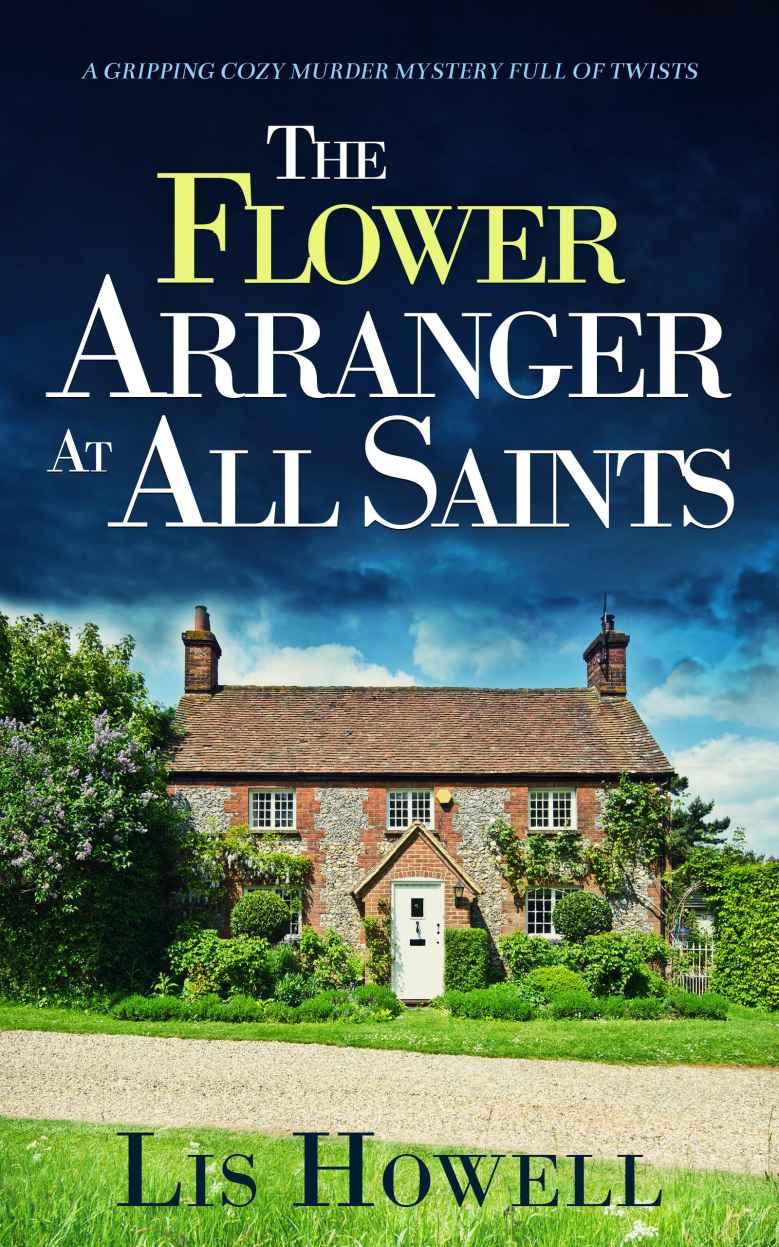 THE FLOWER ARRANGER AT ALL SAINTS a gripping cozy murder mystery full of twists (Suzy Spencer Mysteries Book 1)